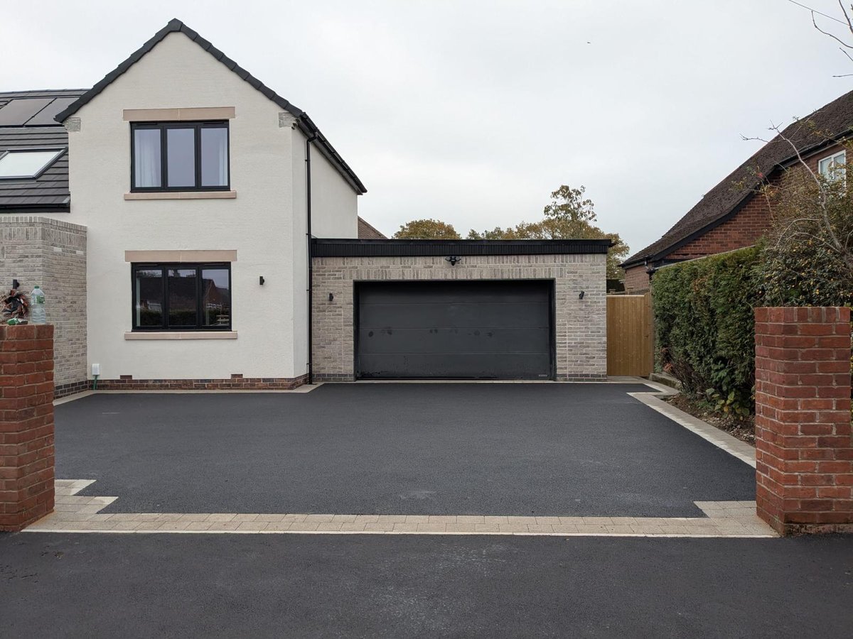 Driveway installation Manchester - block paving and tarmac driveways